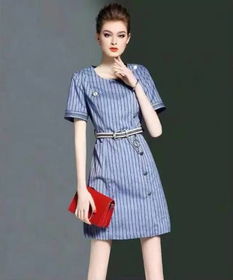 衣服是女人裸露的靈魂